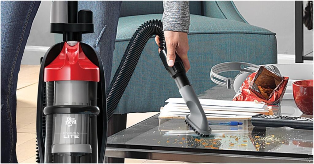 Dirt Devil Endura Lite Bagless Vacuum Cleaner, UD20121PC - VakuumKleena